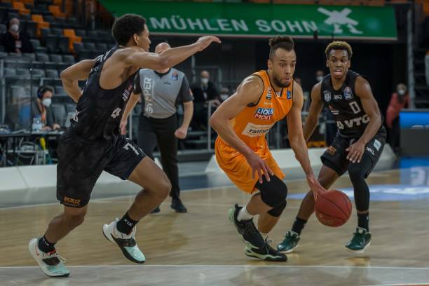 以及这场胜 以及这场胜