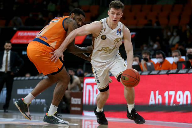 斯坦尼西奇 斯坦尼西奇