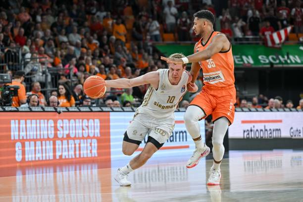 了他们的压 了他们的压