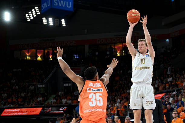 而这场比赛 而这场比赛