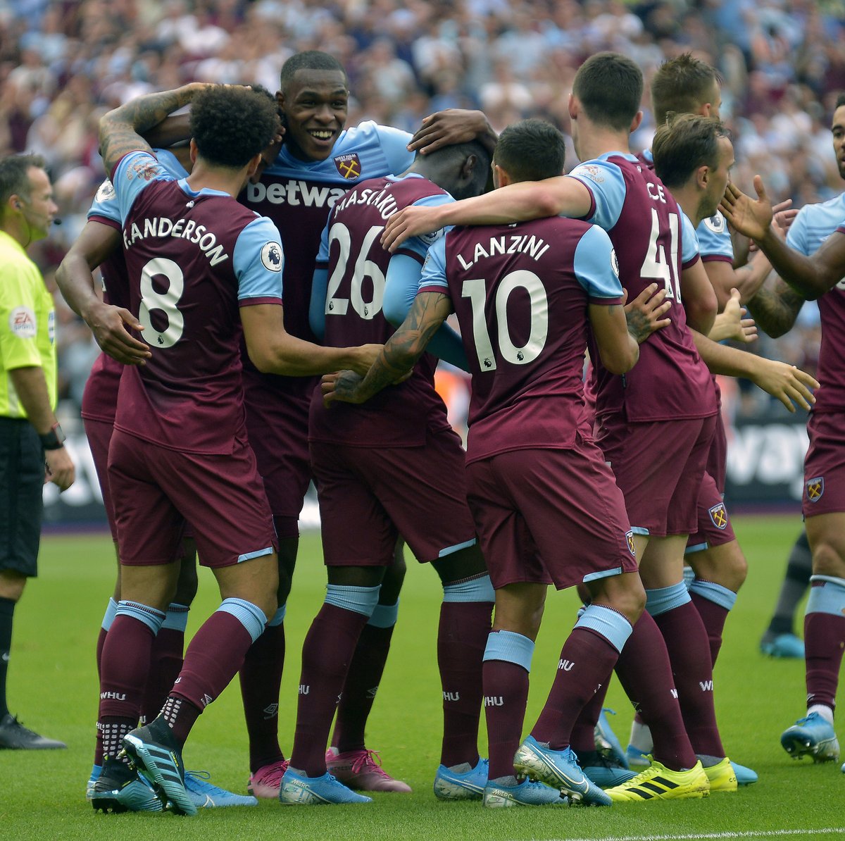 了极高的比 了极高的比