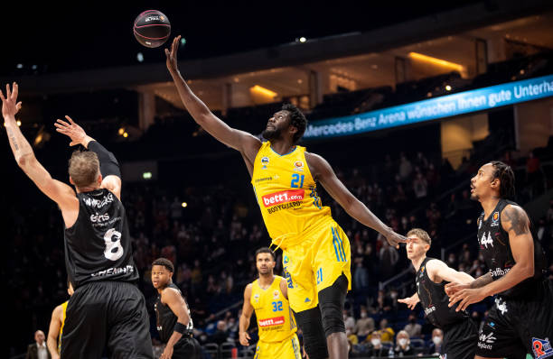 是哈贾尔在 是哈贾尔在